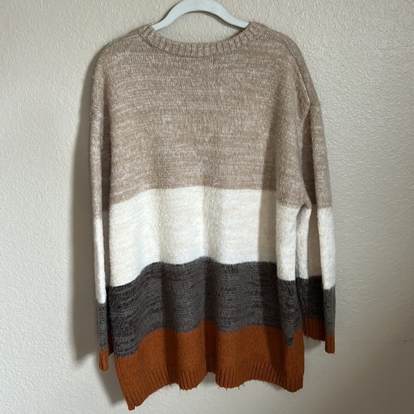 Universal thread knit long sweater​ - Picture 2 of 4